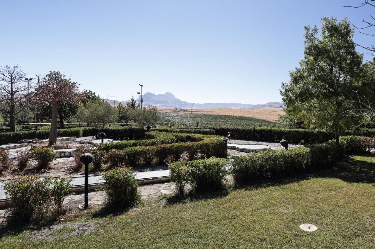 Agriturismo Tenute Pollara Roccamena Eksteriør bilde